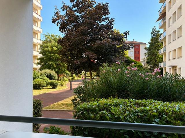 Appartement Tassin La Demi Lune 1 pièce s 30 m2
