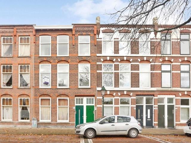 Appartement te huur Newtonplein in Den Haag voor € 2.745
