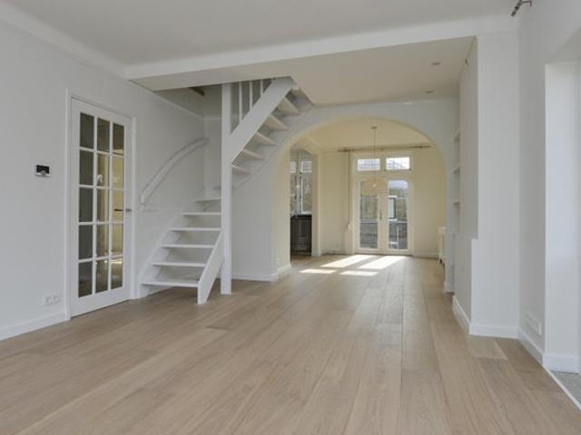 Appartement te huur Albertus Perkstraat in Hilversum voor € 2.575