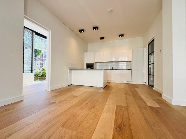 Appartement te huur Archimedesstraat 62 in Den Haag voor € 2.385