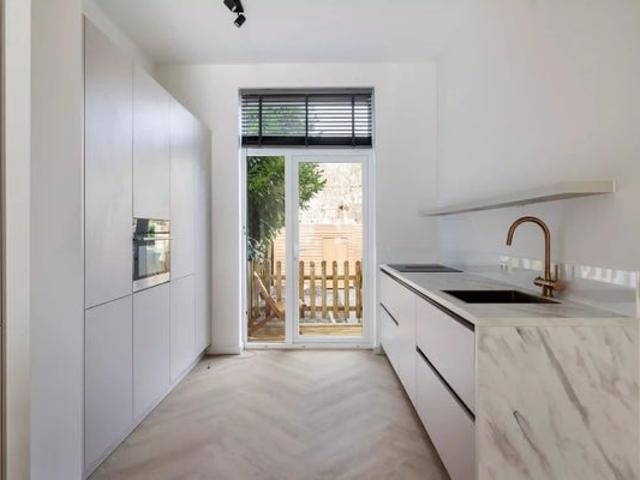 Appartement te huur Burgemeester de Raadtsingel in Dordrecht voor € 2.250
