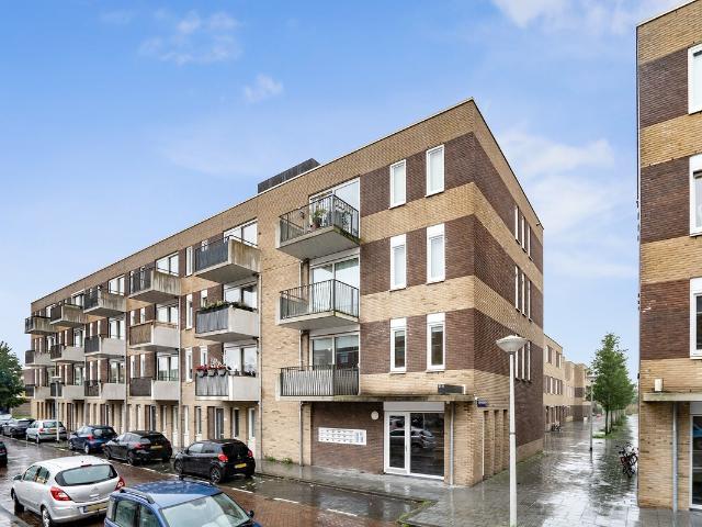 Appartement te huur Banne Buikslootlaan 107 A in Amsterdam voor € 2.100