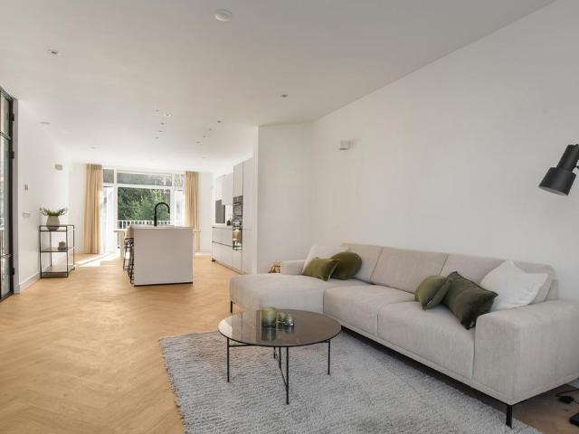 Appartement te huur Churchill laan in Amsterdam voor € 3.500