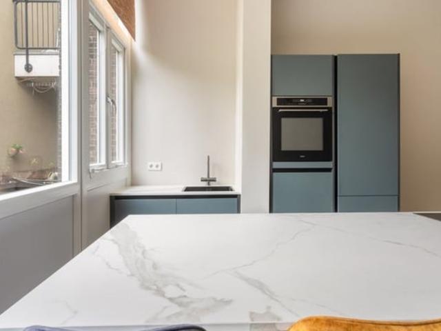 Appartement te huur Claes de Vrieselaan in Rotterdam voor € 1.899