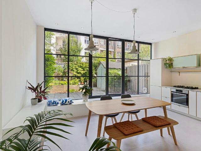 Appartement te huur Eerste Atjehstraat in Amsterdam voor € 2.600