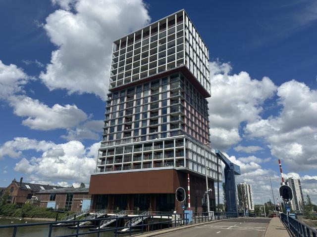 Appartement te huur Feijenoord, Piekstraat in Rotterdam voor € 1.950