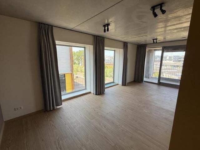 Appartement te huur: Haparandaweg 112 1013 BD Amsterdam