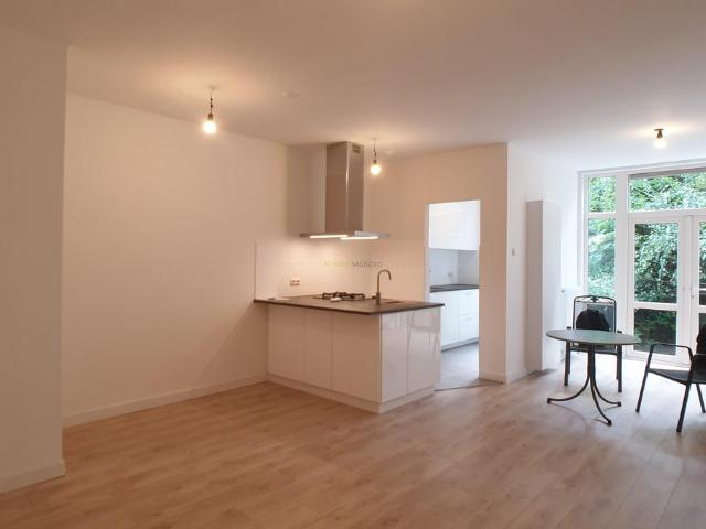 Appartement te huur Honingerdijk in Rotterdam voor € 2.850