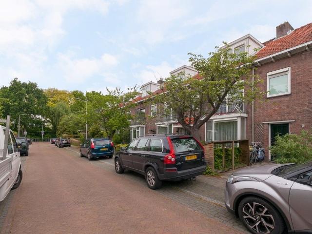 Appartement te huur Iepenrodelaan 24 BVL in Amstelveen voor € 2.450