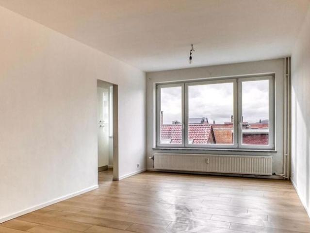 Appartement te huur in Montignies sur Sambre voor € 850 met 2 slaapkamers