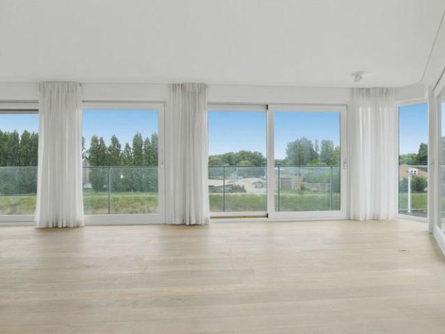 Appartement te huur in Nieuwpoort voor € 1.000 met 2 slaapkamers