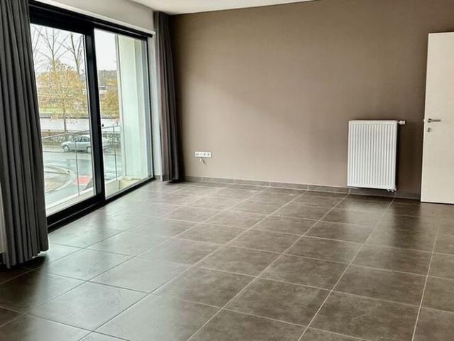 Appartement te huur in Oudenaarde voor € 800 met 1 slaapkamer