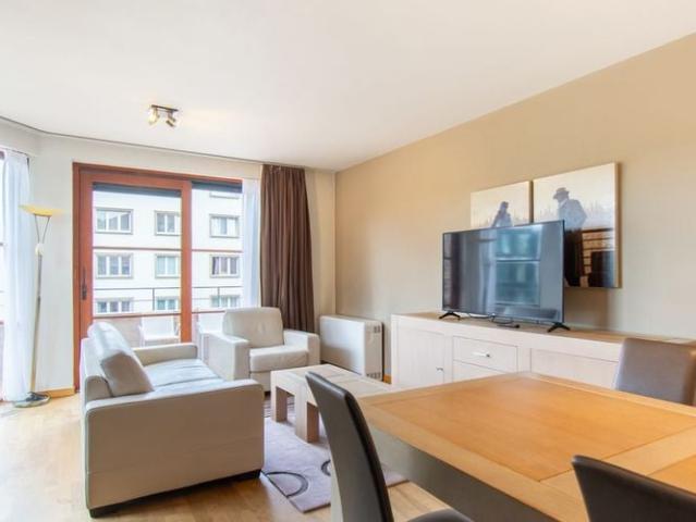 Appartement te huur in Oudergem voor € 1.300 met 1 slaapkamer