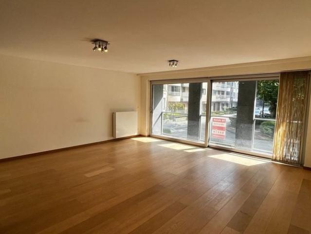 Appartement te huur in Oostende voor € 1.100 met 2 slaapkamers
