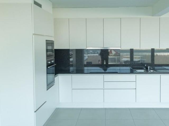 Appartement te huur in Oostende voor € 1.240 met 3 slaapkamers