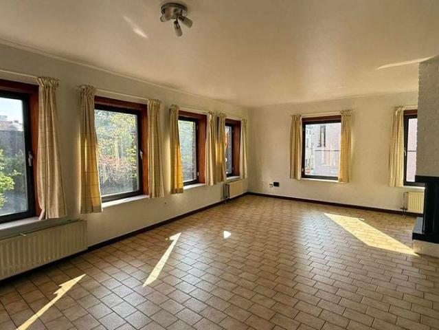 Appartement te huur in Aalst voor € 795 met 1 slaapkamer