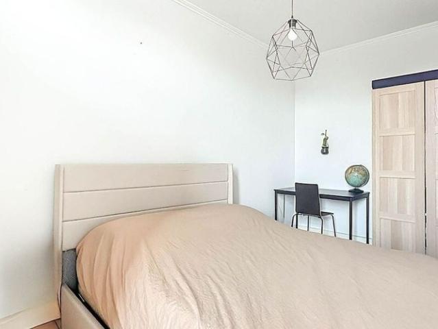 Appartement te huur in Anderlecht voor € 1.150 met 2 slaapkamers