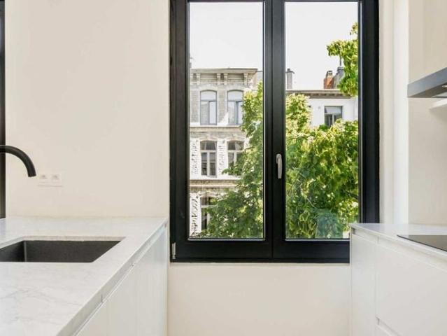 Appartement te huur in Antwerpen voor € 1.000 met 1 slaapkamer