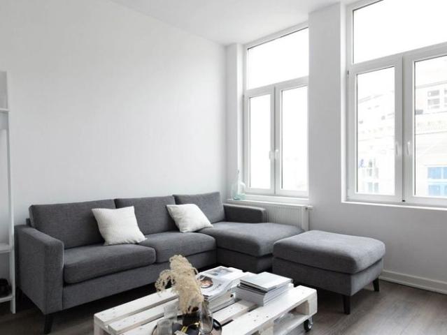 Appartement te huur in Antwerpen voor € 900 met 1 slaapkamer