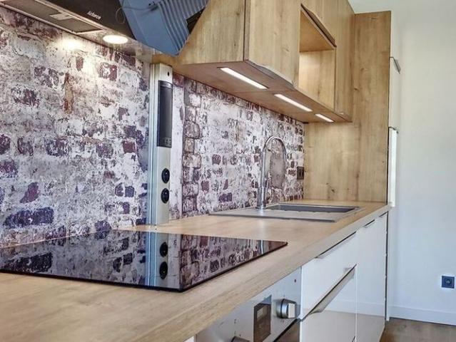 Appartement te huur in Arlon voor € 800 met 1 slaapkamer
