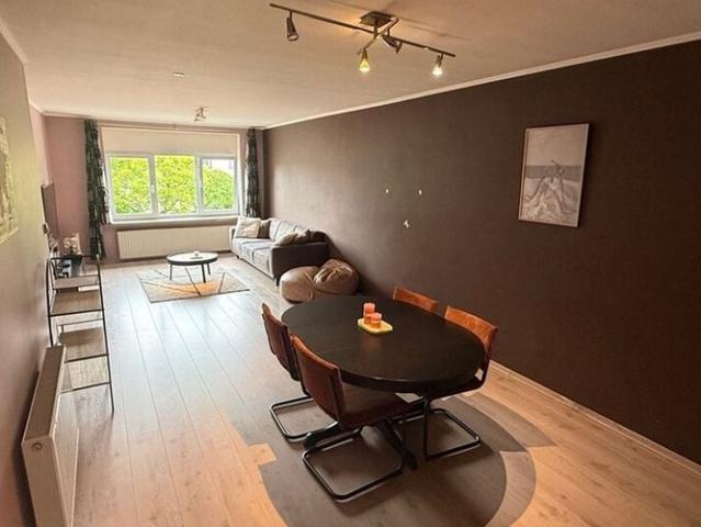 Appartement te huur in Buggenhout voor € 775 met 2 slaapkamers