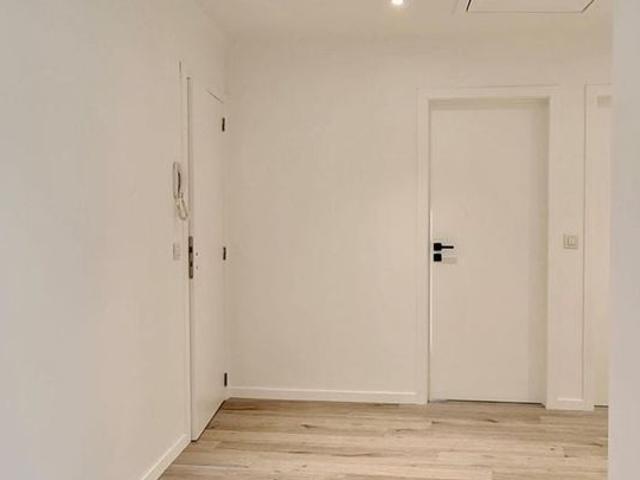 Appartement te huur in Beloeil voor € 900 met 3 slaapkamers