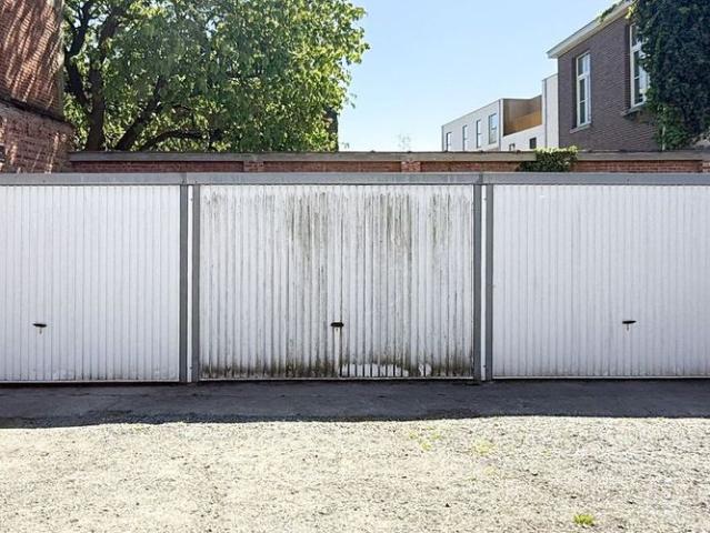 Appartement te huur in Beveren Waas voor € 925 met 3 slaapkamers