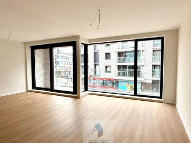 Appartement te huur in Deinze voor € 945 met 2 slaapkamers