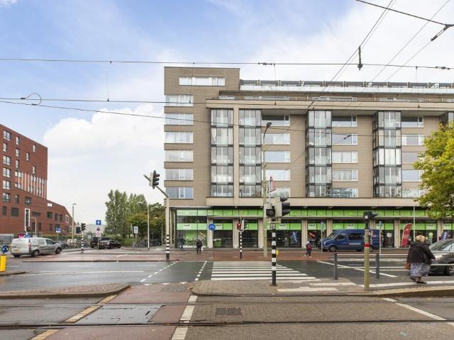 Tussenverdieping appartement te huur in Den Haag
