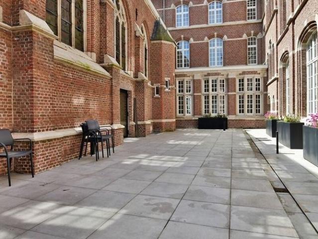 Appartement te huur in Dendermonde voor € 1.295 met 1 slaapkamer