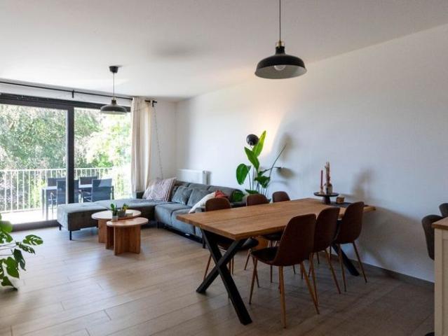 Appartement te huur in Deurne voor € 1.050 met 2 slaapkamers