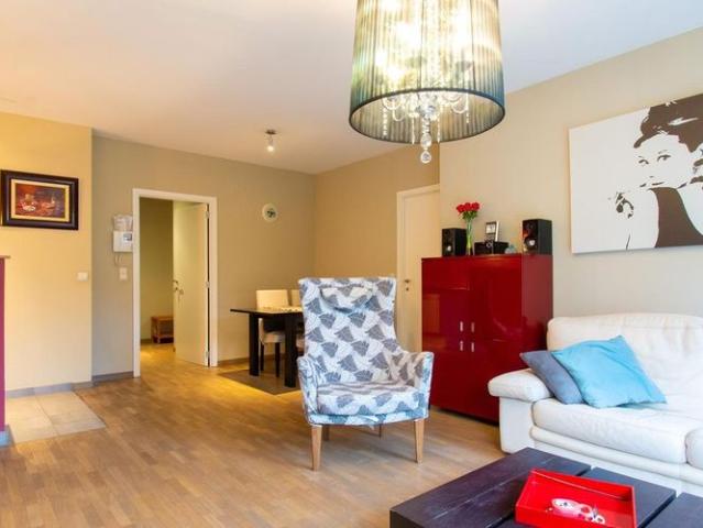 Appartement te huur in Etterbeek voor € 1.800 met 2 slaapkamers