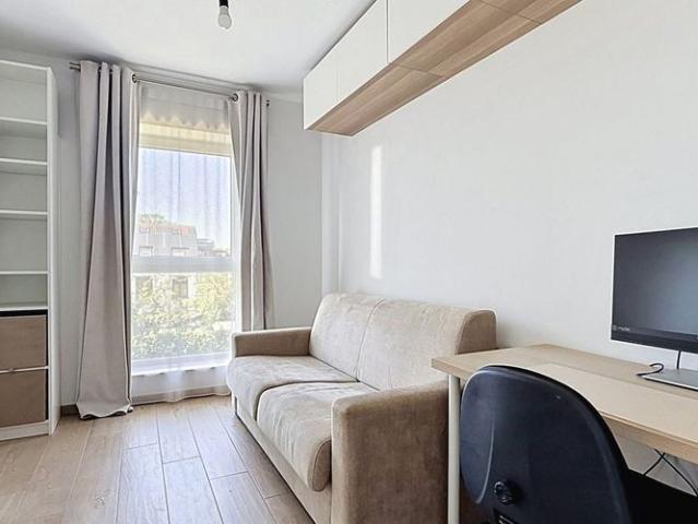 Appartement te huur in Evere voor € 1.350 met 2 slaapkamers
