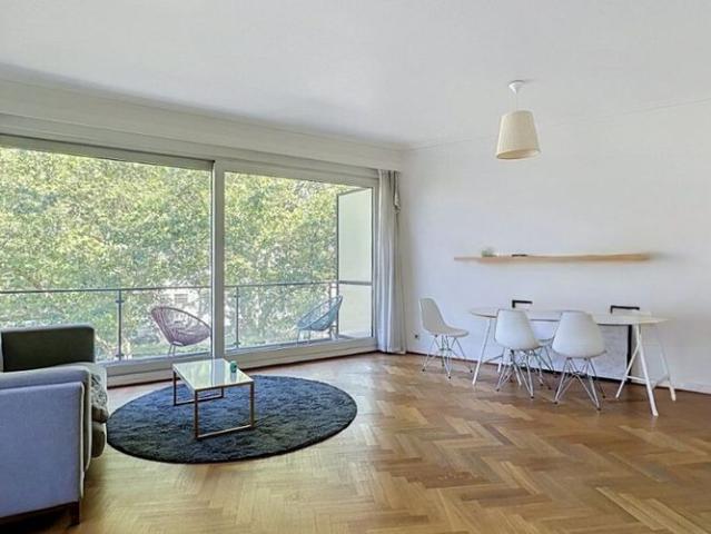 Appartement te huur in Elsene voor € 1.250 met 1 slaapkamer