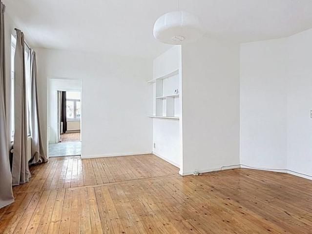 Appartement te huur in Elsene voor € 1.250 met 1 slaapkamer