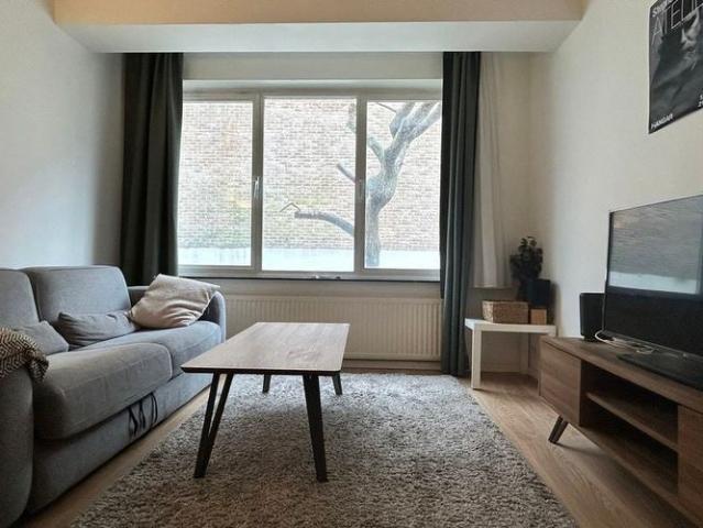Appartement te huur in Elsene voor € 1.300 met 1 slaapkamer