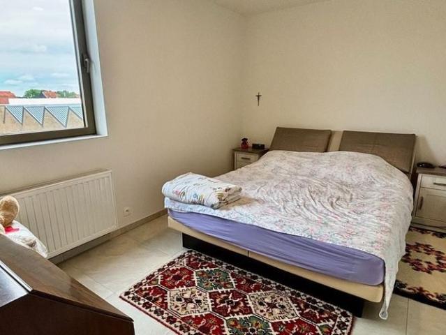 Appartement te huur in Emelgem voor € 850 met 2 slaapkamers