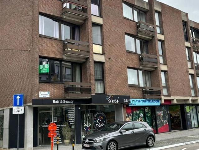 Appartement te huur in Geel voor € 800 met 1 slaapkamer
