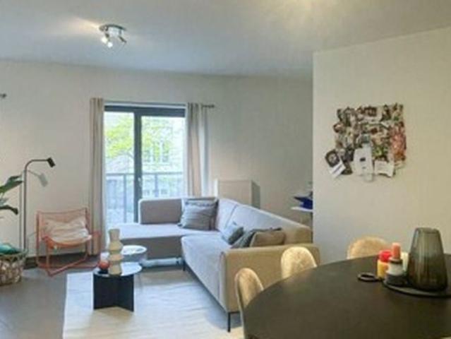 Appartement te huur in Gent voor € 900 met 2 slaapkamers