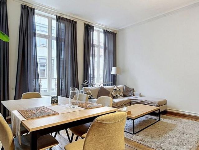 Appartement te huur in Gent voor € 900 met 2 slaapkamers