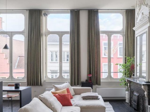 Appartement te huur in Gent voor € 1.375 met 1 slaapkamer
