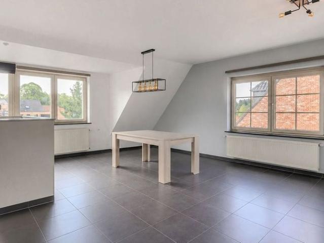 Appartement te huur in Halle voor € 1.020 met 2 slaapkamers