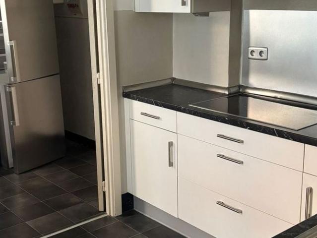 Appartement te huur in Hasselt voor € 1.250 met 3 slaapkamers