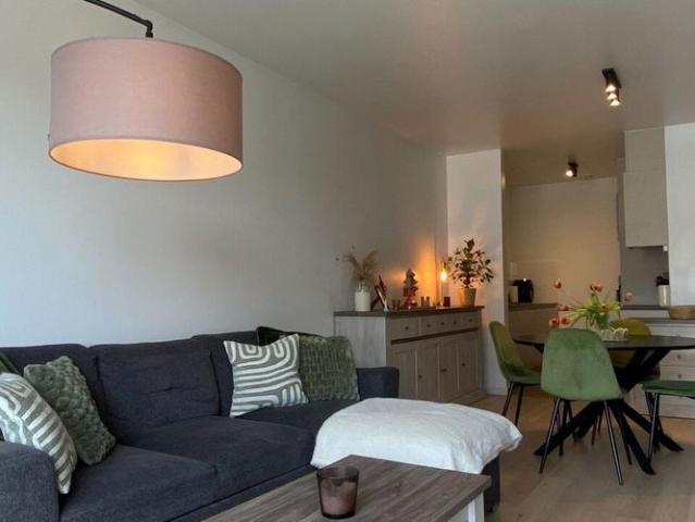 Appartement te huur in Harelbeke voor € 750 met 2 slaapkamers