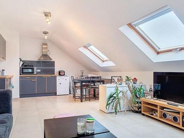 Appartement te huur in Heinsch voor € 725 met 1 slaapkamer