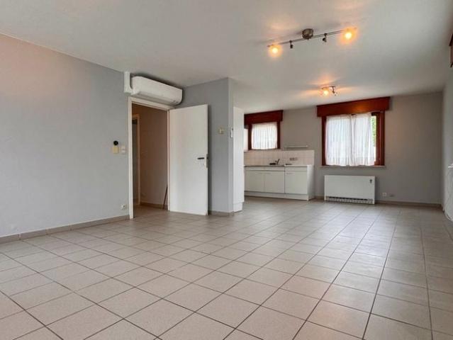 Appartement te huur in Koolskamp voor € 650 met 3 slaapkamers