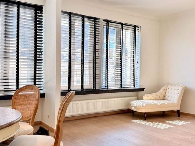 Appartement te huur in Kortrijk voor € 1.100 met 2 slaapkamers