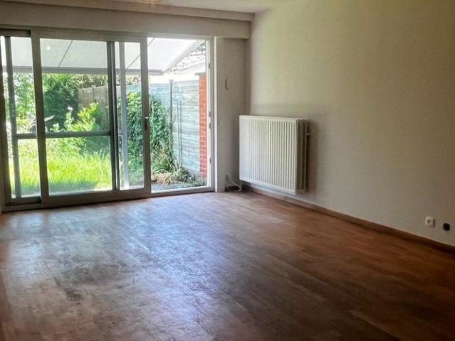 Appartement te huur in Kortrijk voor € 780 met 1 slaapkamer