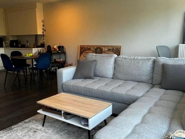 Appartement te huur in Kortrijk voor € 790 met 1 slaapkamer