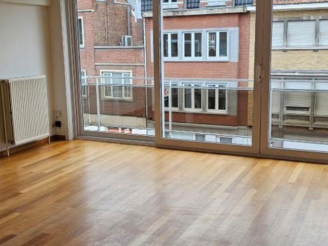 Appartement te huur in Kortrijk voor € 825 met 2 slaapkamers